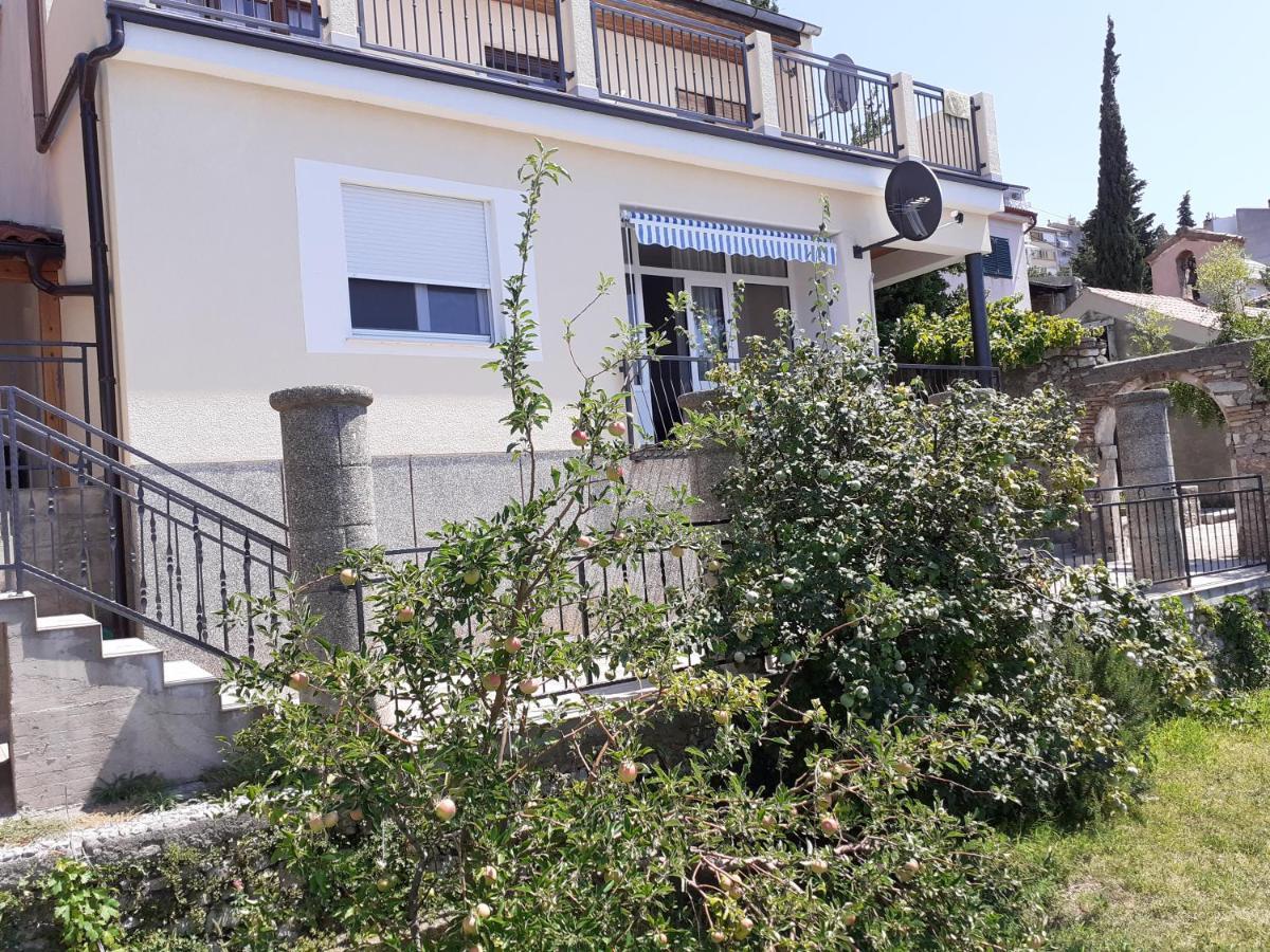 Apartman Helena Zengg Kültér fotó