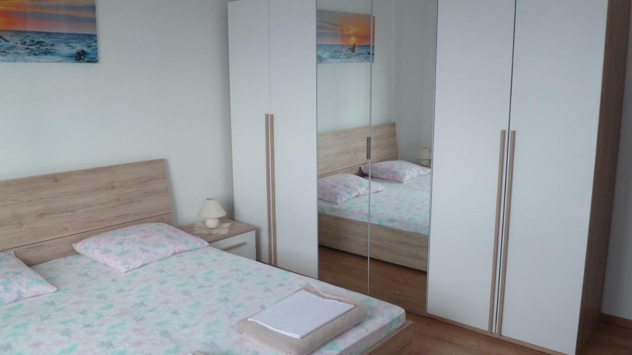 Apartman Helena Zengg Kültér fotó