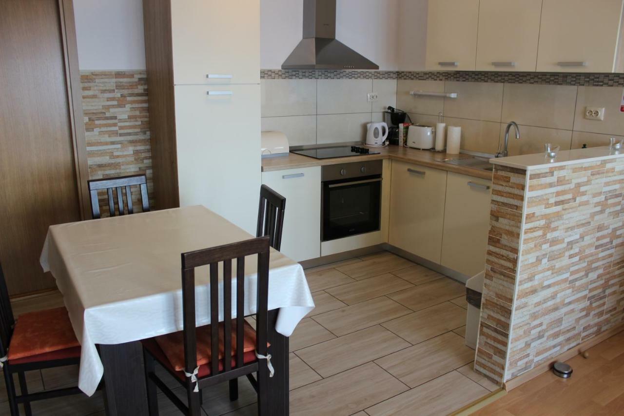 Apartman Helena Zengg Kültér fotó